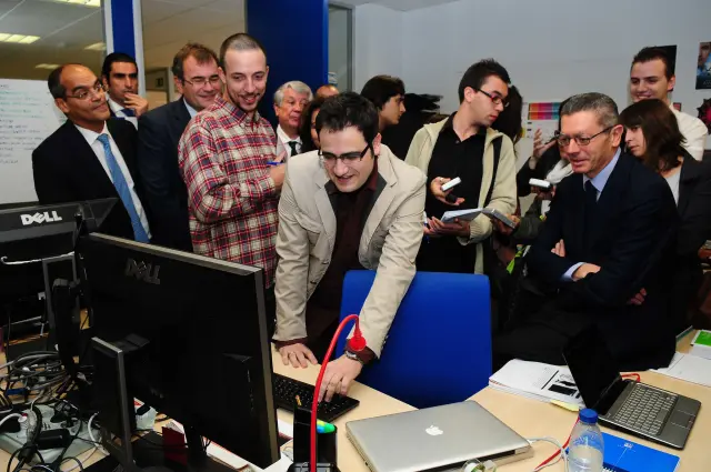 Durante el desarrollo de Deadlight, Tequila tenía sus oficinas en el Vivero de empresas de Vicálvaro, que dependía de la Comunidad de Madrid. el presidente Gallardón se acercó a conocer los proyectos que se estaban desarrollando, Deadlight entre ellos.