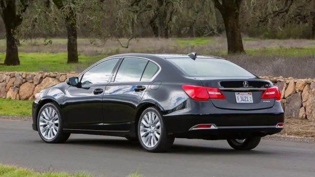 coches-traccion-delantera-mas-potentes-momento-Acura-RLX-zaga