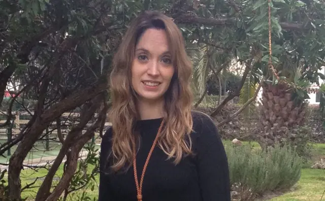 La Dtra Laura Raya es Ingeniería Informática, Máster en Informática Gráfica, Videojuegos y Realidad Virtual y experta en el ámbito de la Computación gráfica y la Realidad Virtual.