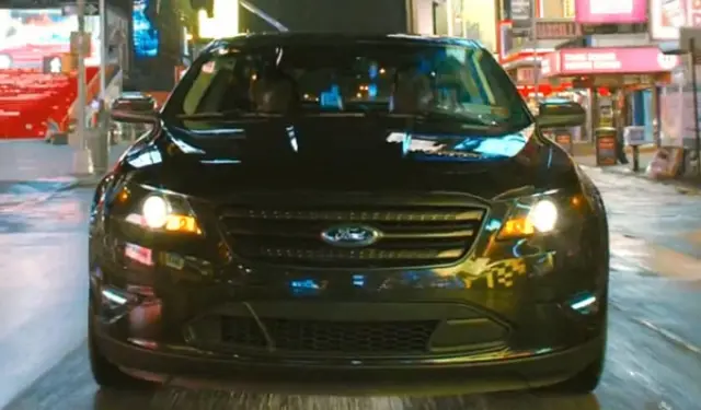 Ford Taurus SHO en Men in Black