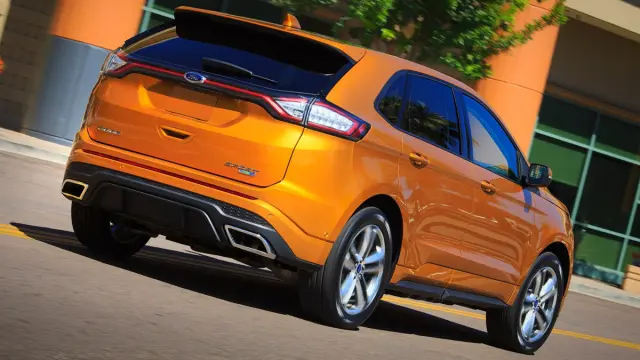 coches-traccion-delantera-mas-potentes-momento-ford-edge-zaga