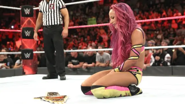 Sasha Banks se convirtió en la nueva Campeona Femenina de Raw