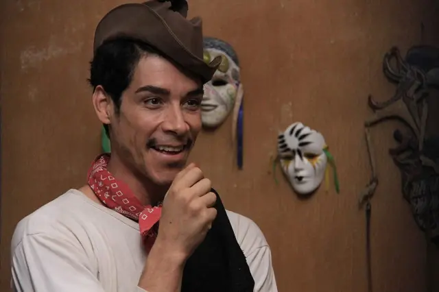 Óscar Jaenada en Cantinflas (2014)