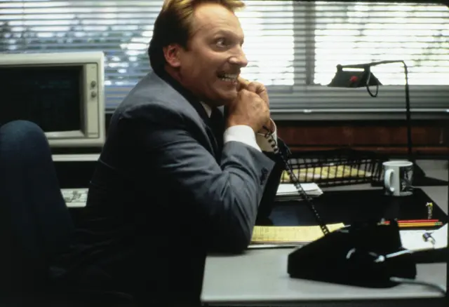 Jeffrey Jones en Todo en un día (1986)
