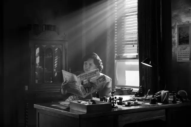 Nuevas imágenes de Spider-Noir