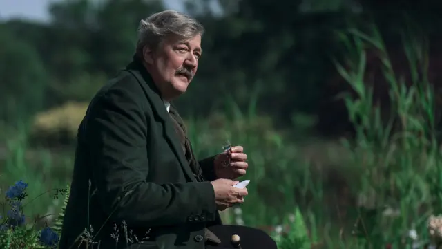 Stephen Fry como Gilbert en Sandman T2