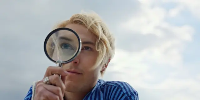 Taz Skylar como Sanji en One Piece T2