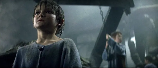 Jack Gleeson en El imperio del fuego (2002)
