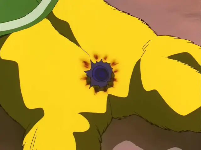Goku Super Saiyan 4 destroza a Ohzaru Baby y le arranca la cola en Dragon Ball GT
