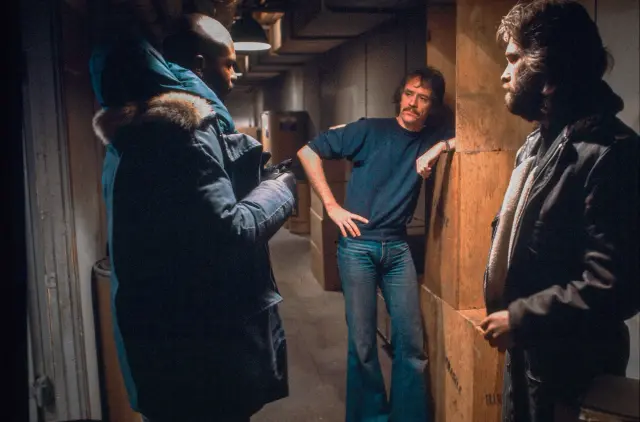 John Carpenter y Kurt Russell rodando La cosa (1982)