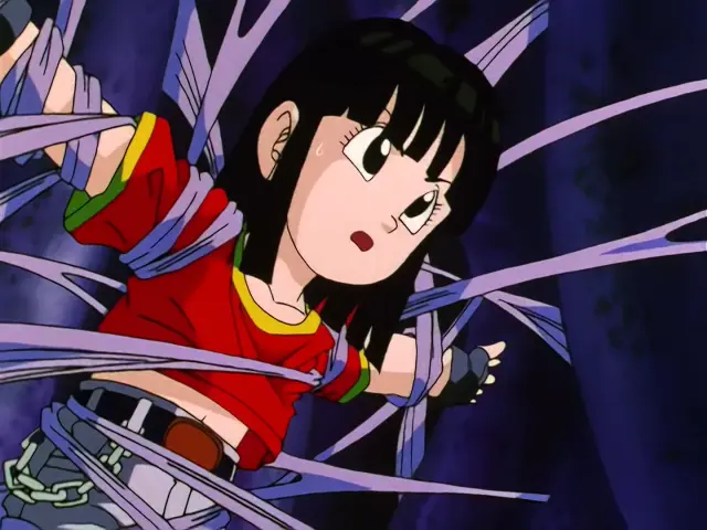 Goku rescata a Pan del chuerpo de Chi Shinron