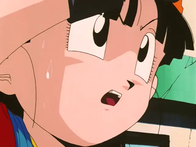Suu Shinron abrasa a Goku en Dragon Ball GT