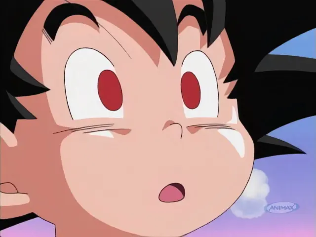 Arale vence a Goku convertido en Ohzaru