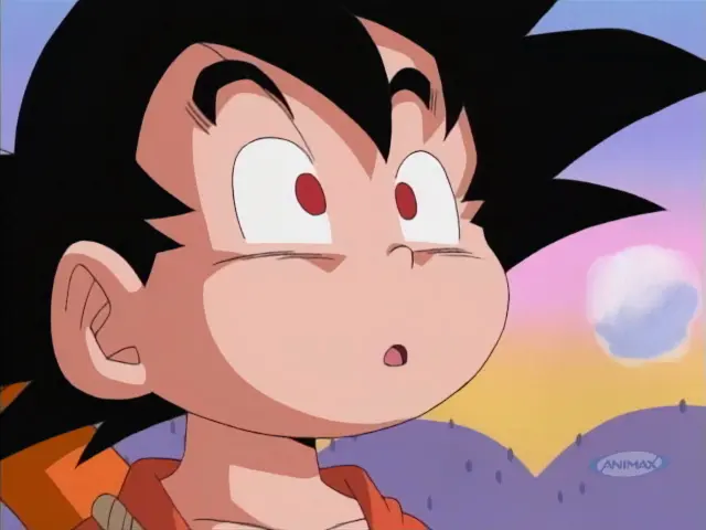 Arale vence a Goku convertido en Ohzaru