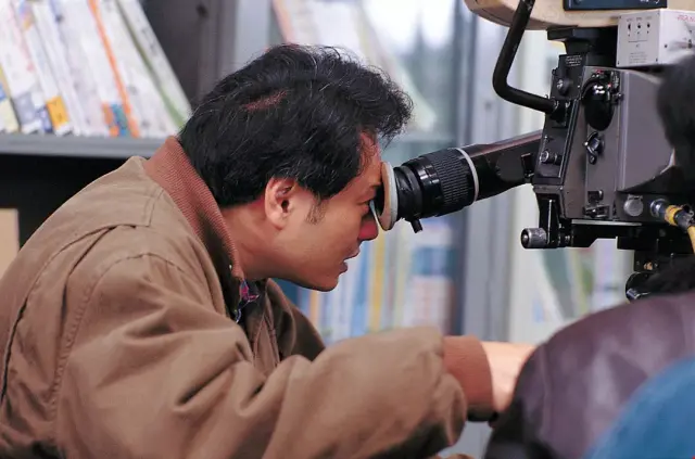 Ang Lee rodando El banquete de boda (1993)