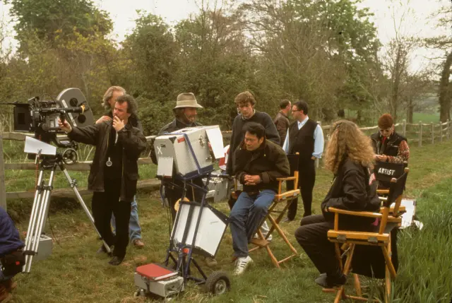 Ang Lee rodando Sentido y sensibilidad (1995)