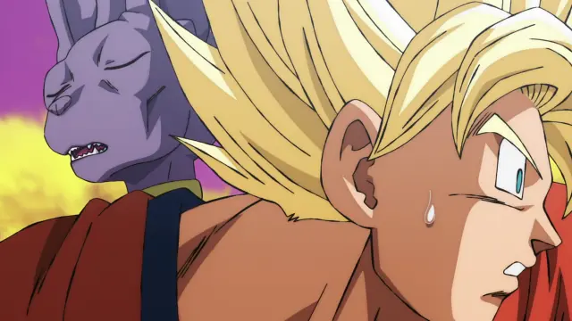 Goku lucha en Super Saiyan y Super Saiyan 2 contra Beerus